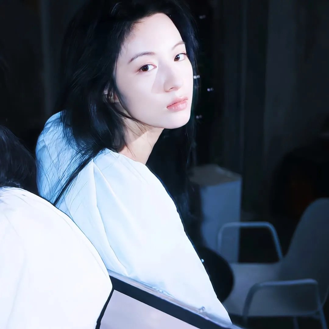 春满花都